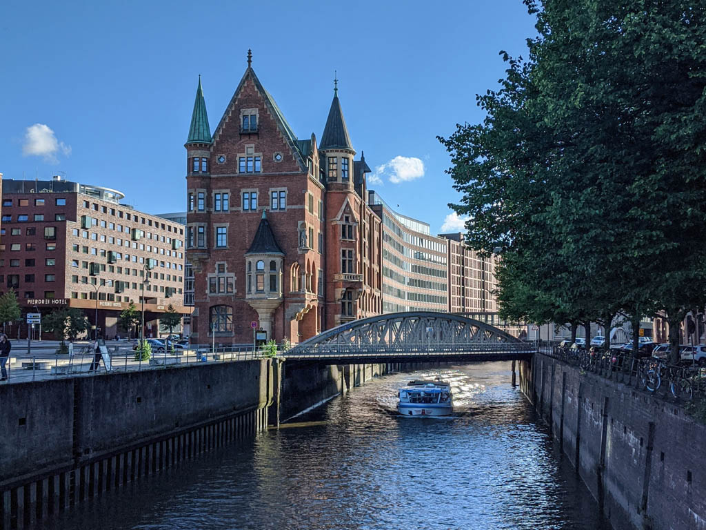 Hamburg canal